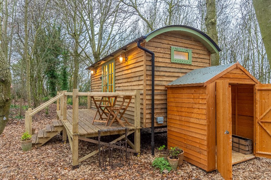 Woodland Retreat Shepherd’s Hut For Two